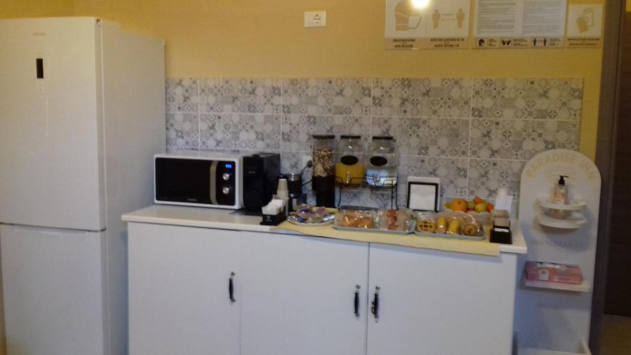 Paradise Inn Livorno Bagian luar foto