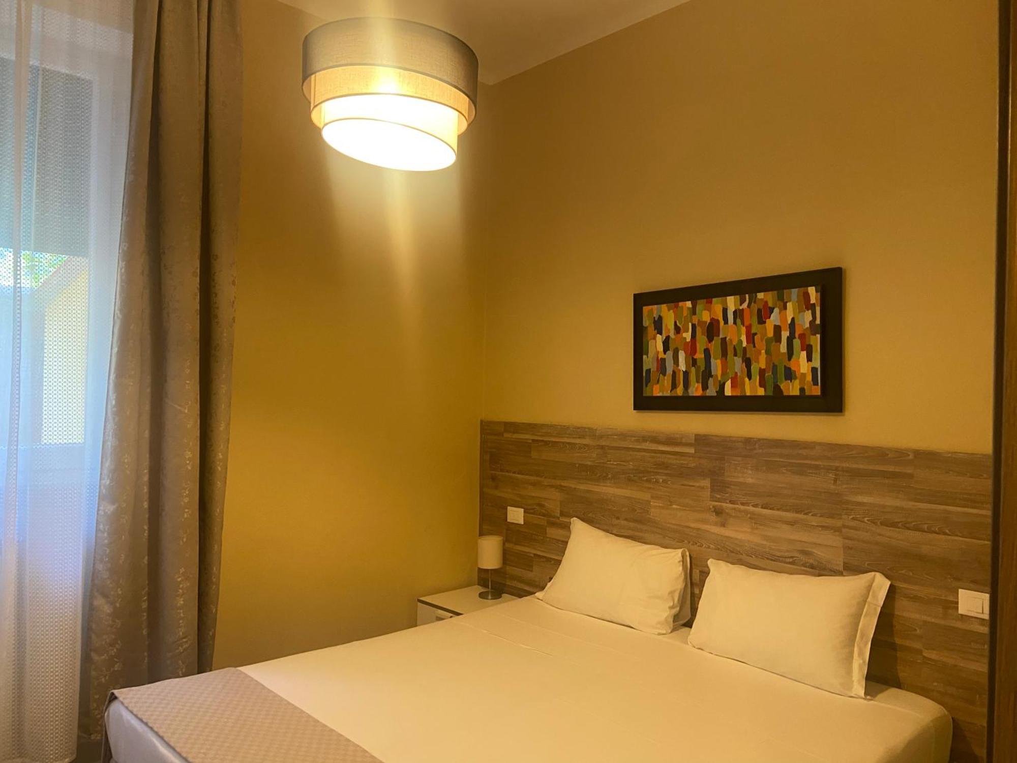Paradise Inn Livorno Bagian luar foto