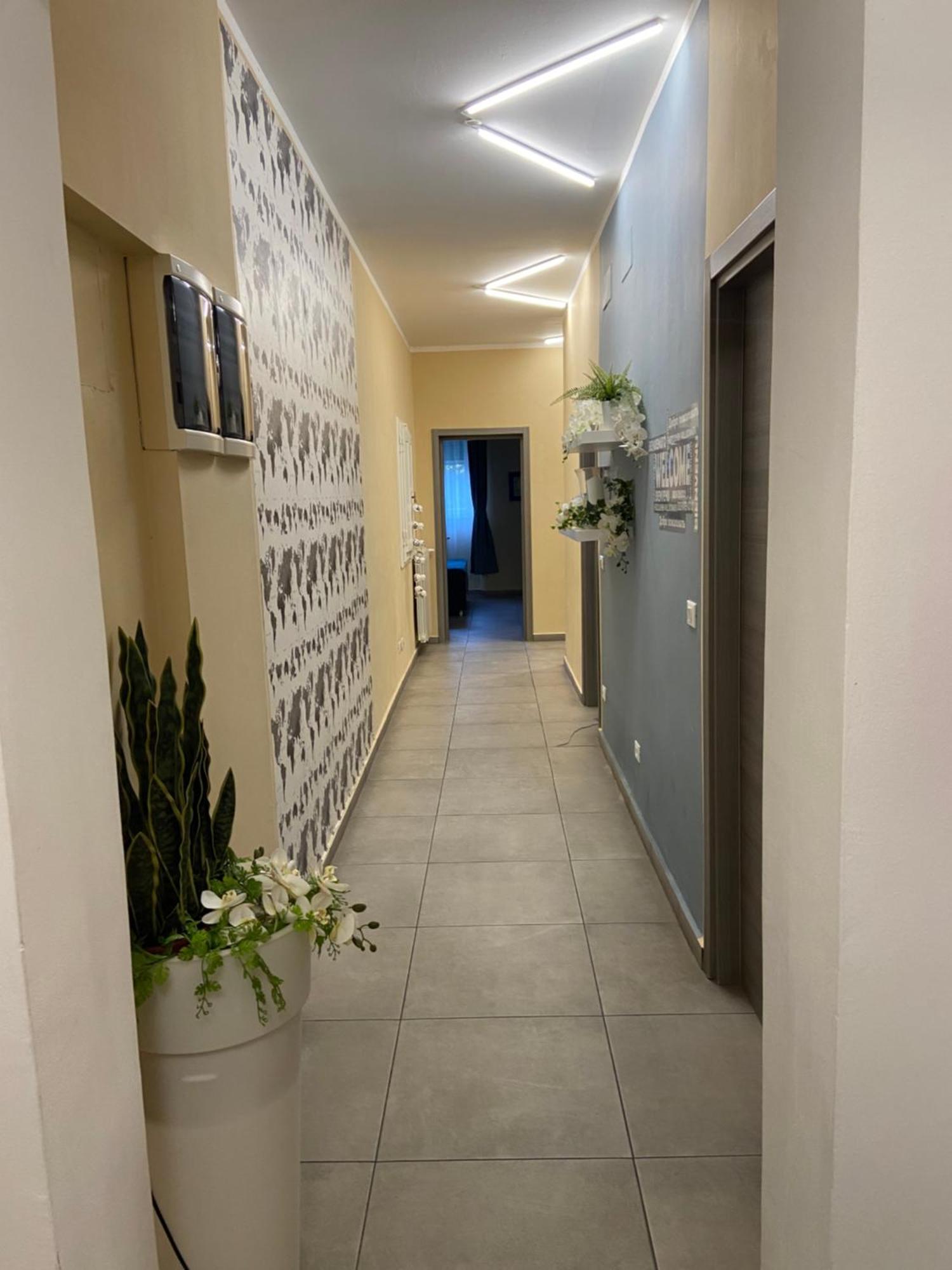 Paradise Inn Livorno Bagian luar foto