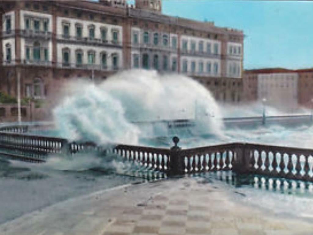 Paradise Inn Livorno Bagian luar foto
