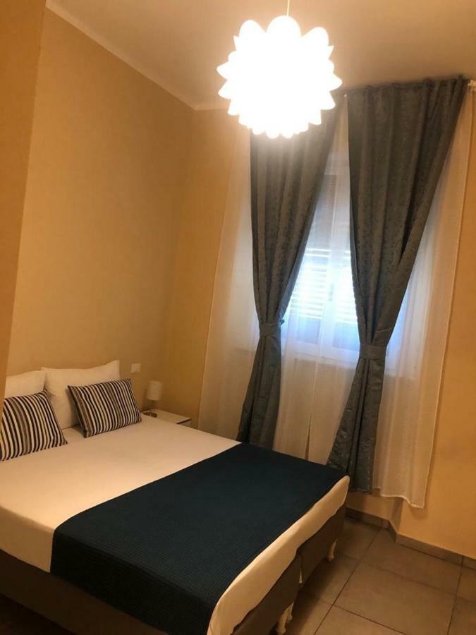 Paradise Inn Livorno Bagian luar foto